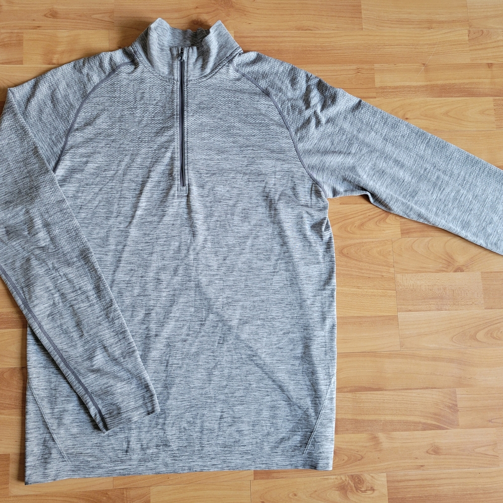 Lululemon Shirt Mens XL Gray Long Sleeve Metal Vent Seamless Zip Running 1/2 Zip